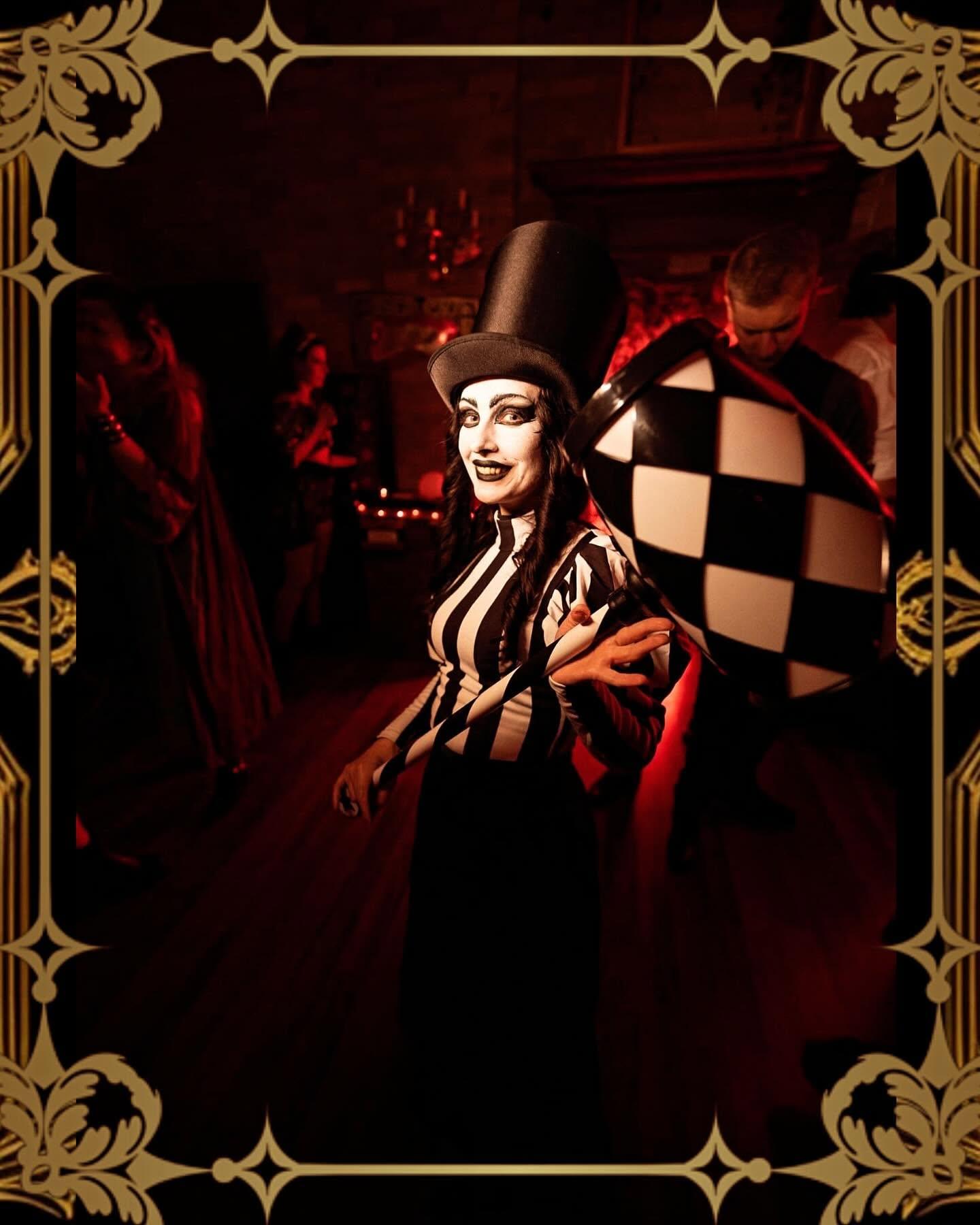 The Obscuras Ball image 8