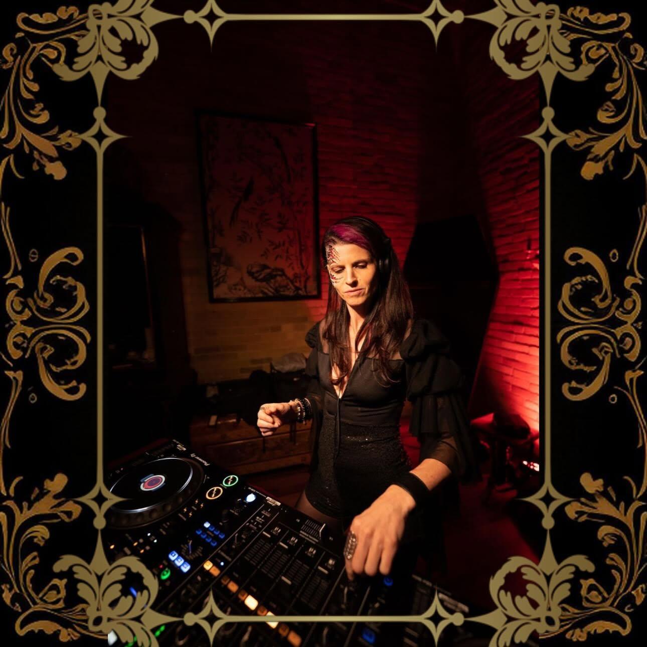 The Obscuras Ball image 1