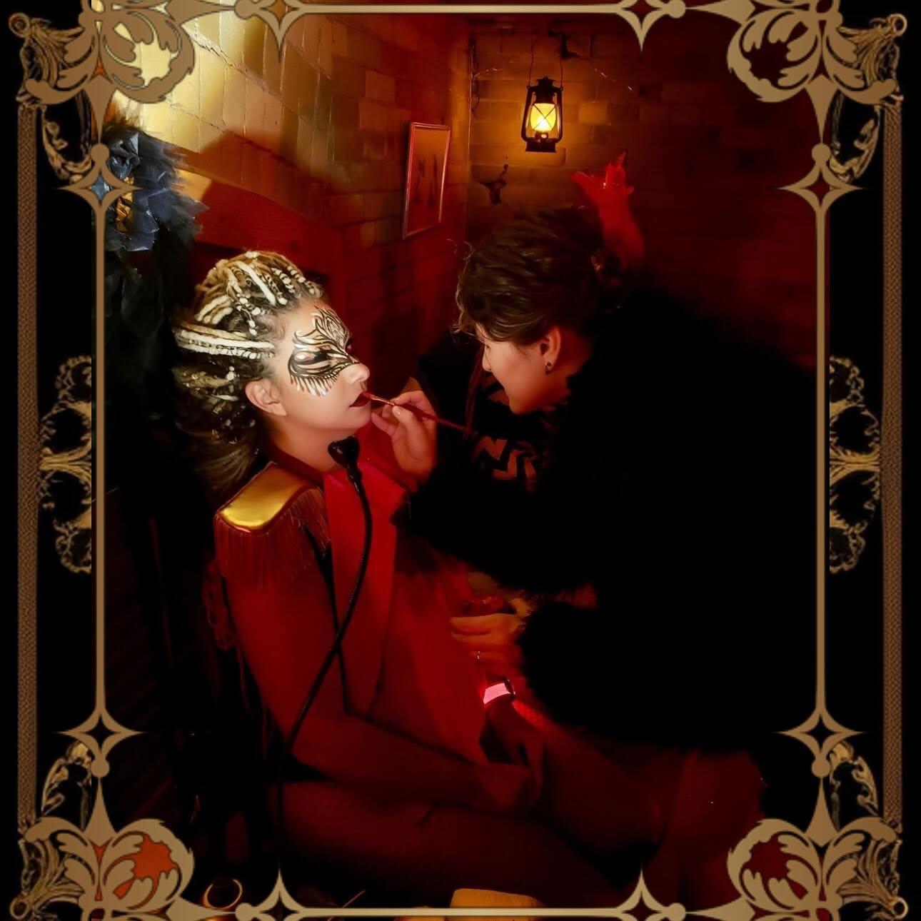 The Obscuras Ball image 3