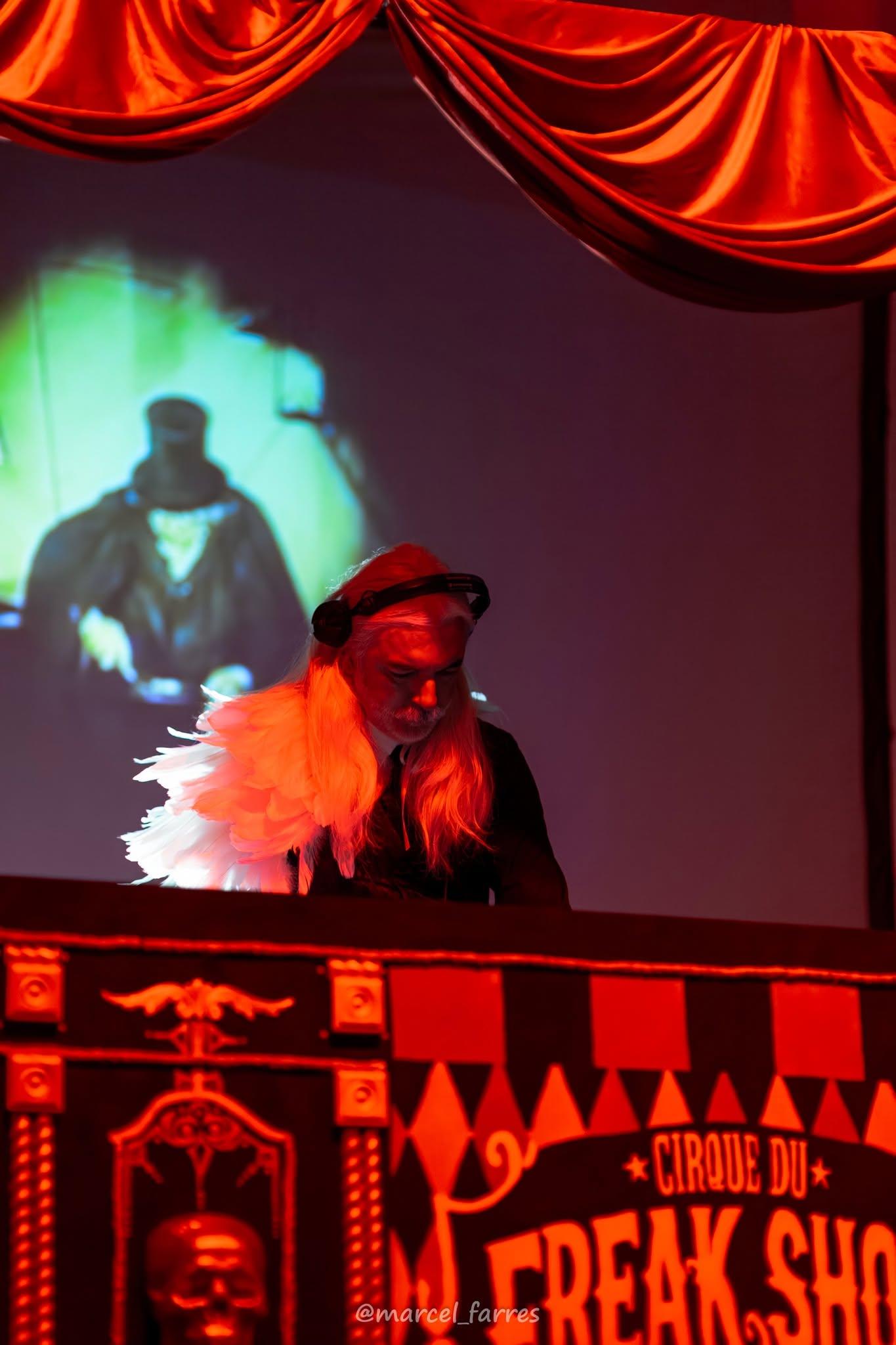 The Obscuras Ball - Apparition image 3