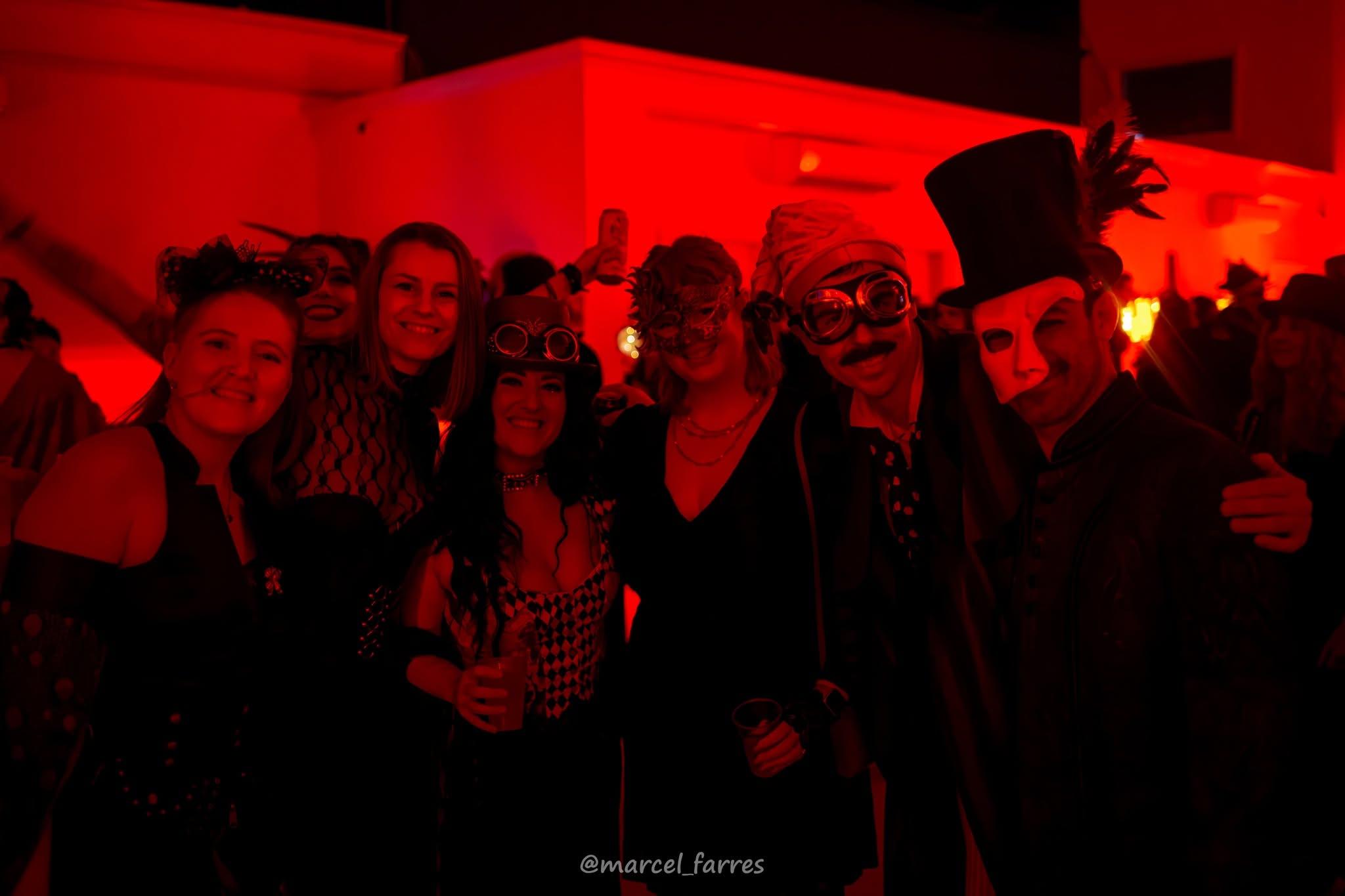 The Obscuras Ball - Apparition image 7